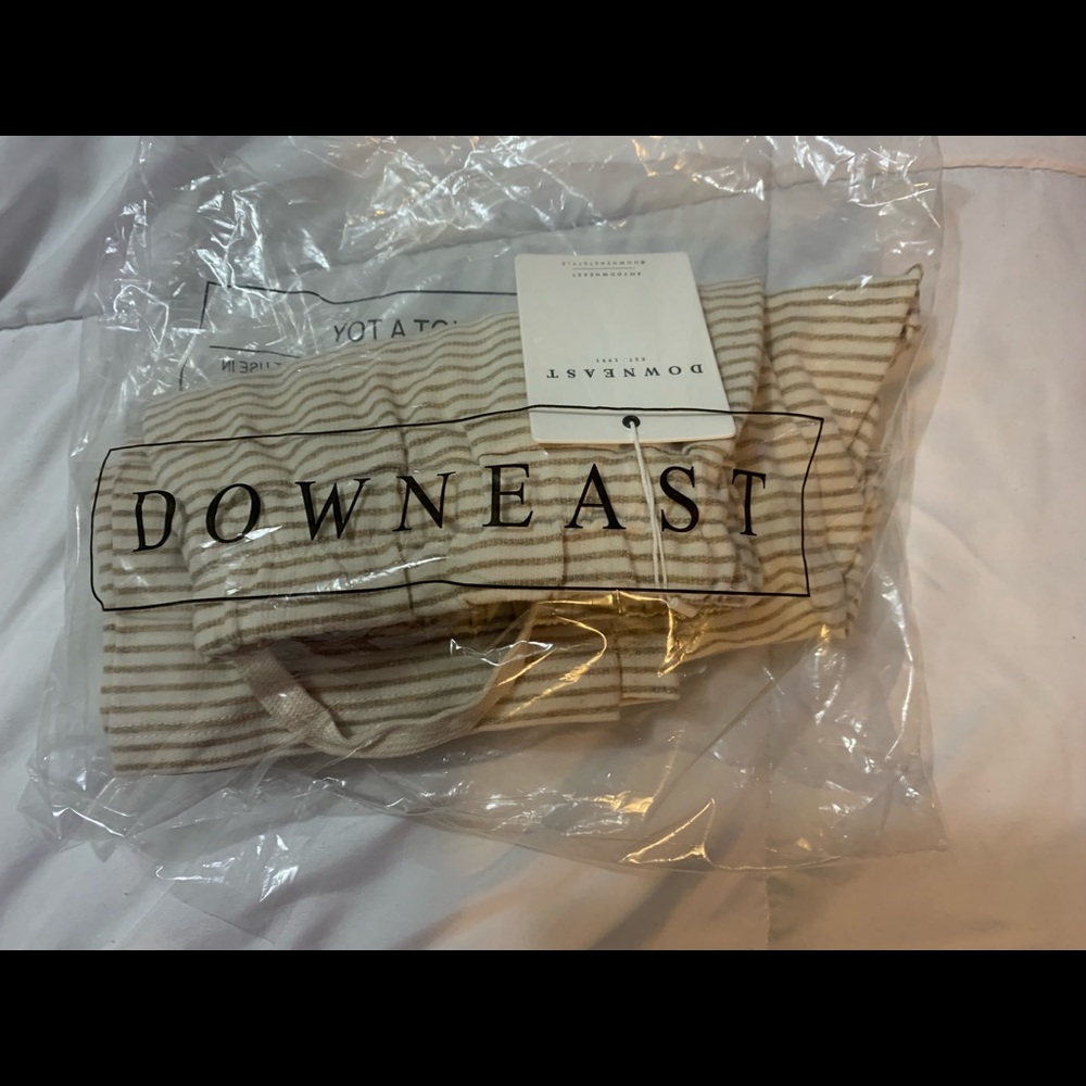 Downeast linear jogger size med.